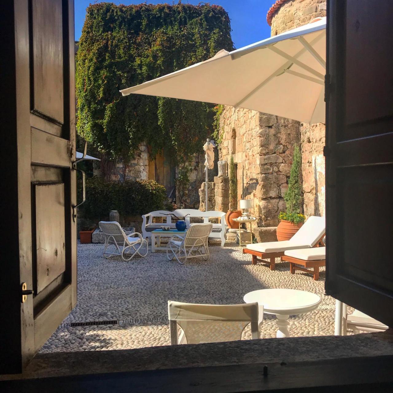 Saint Artemios Hotel And Oriental Suites Rhodes City Екстер'єр фото