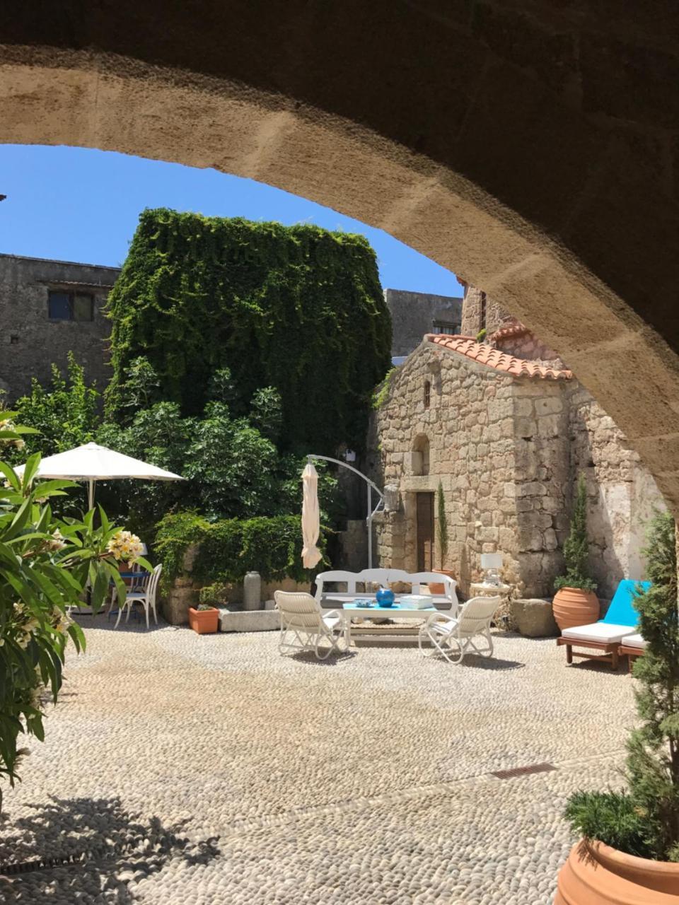 Saint Artemios Hotel And Oriental Suites Rhodes City Екстер'єр фото