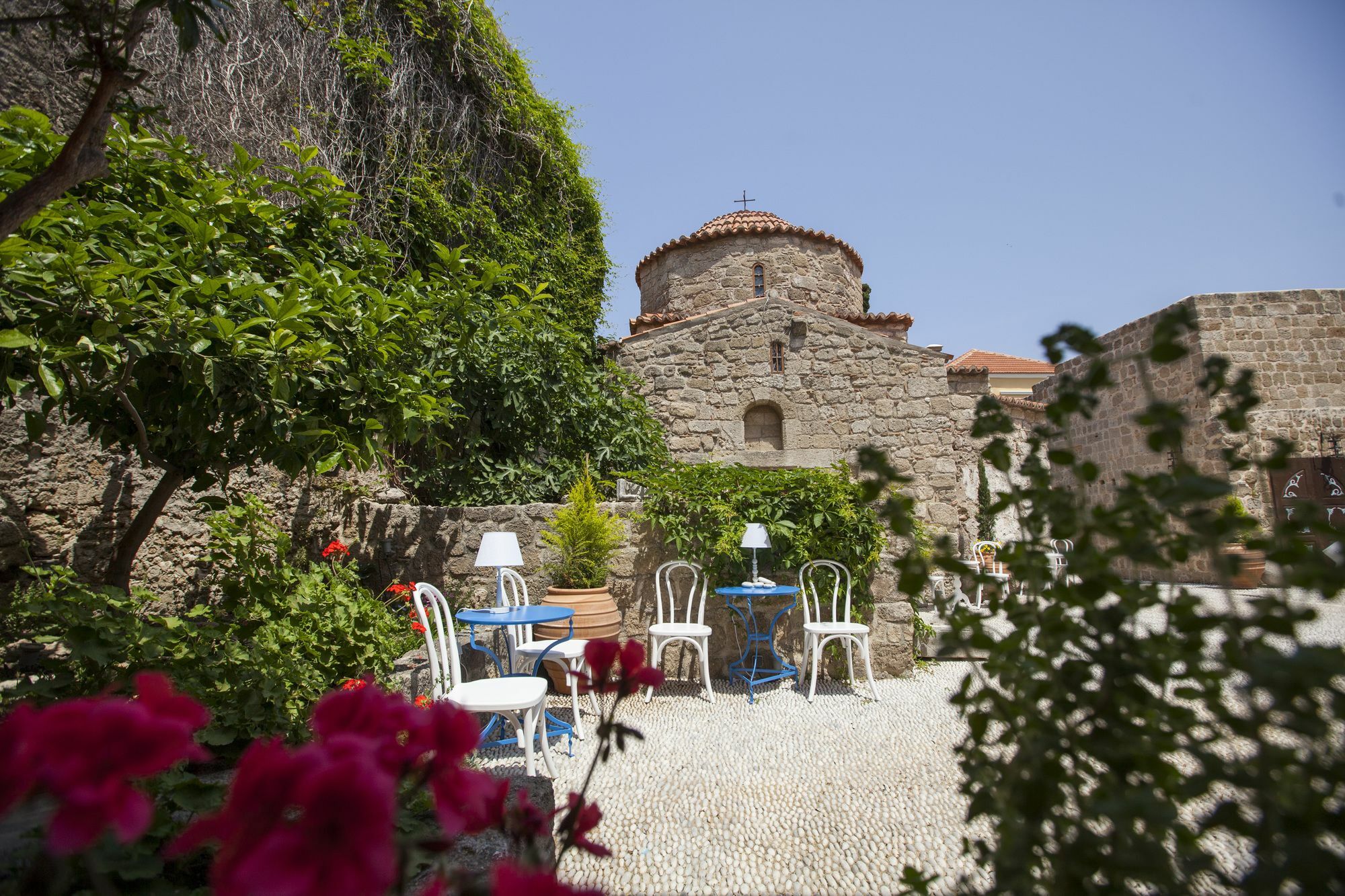 Saint Artemios Hotel And Oriental Suites Rhodes City Екстер'єр фото