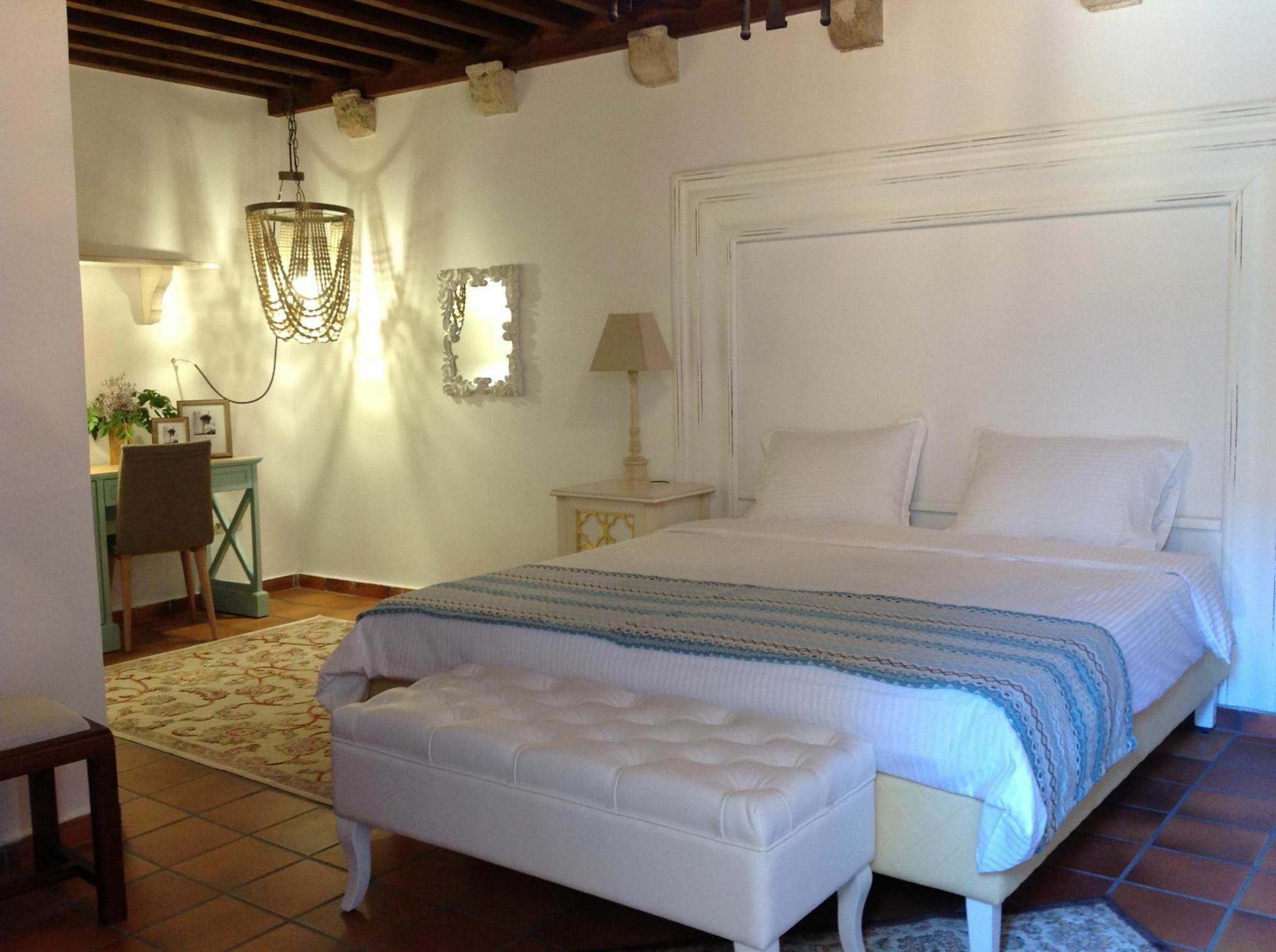 Saint Artemios Hotel And Oriental Suites Rhodes City Екстер'єр фото