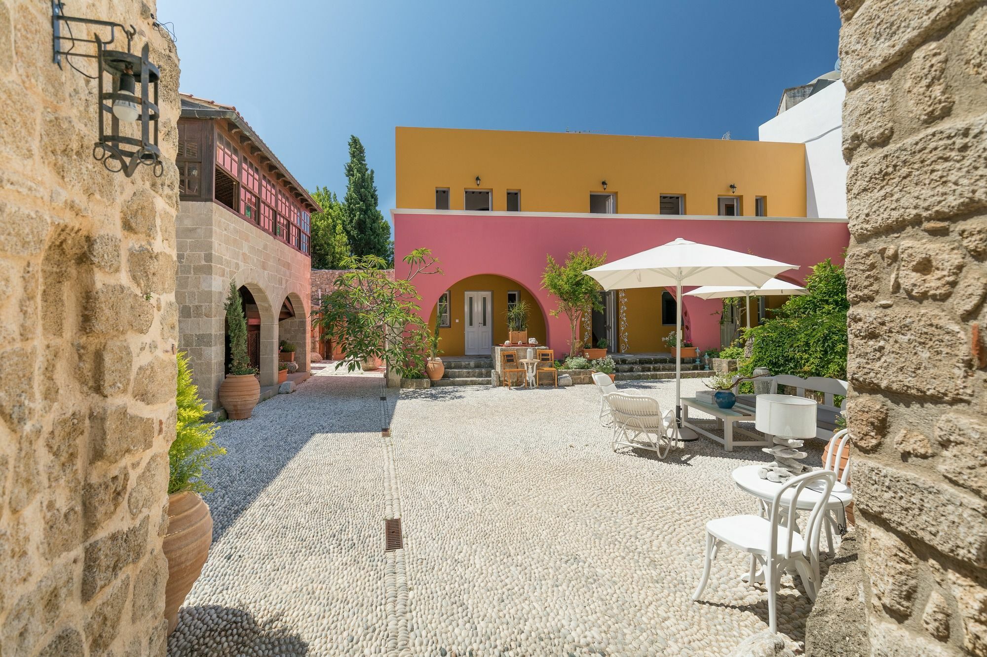 Saint Artemios Hotel And Oriental Suites Rhodes City Екстер'єр фото